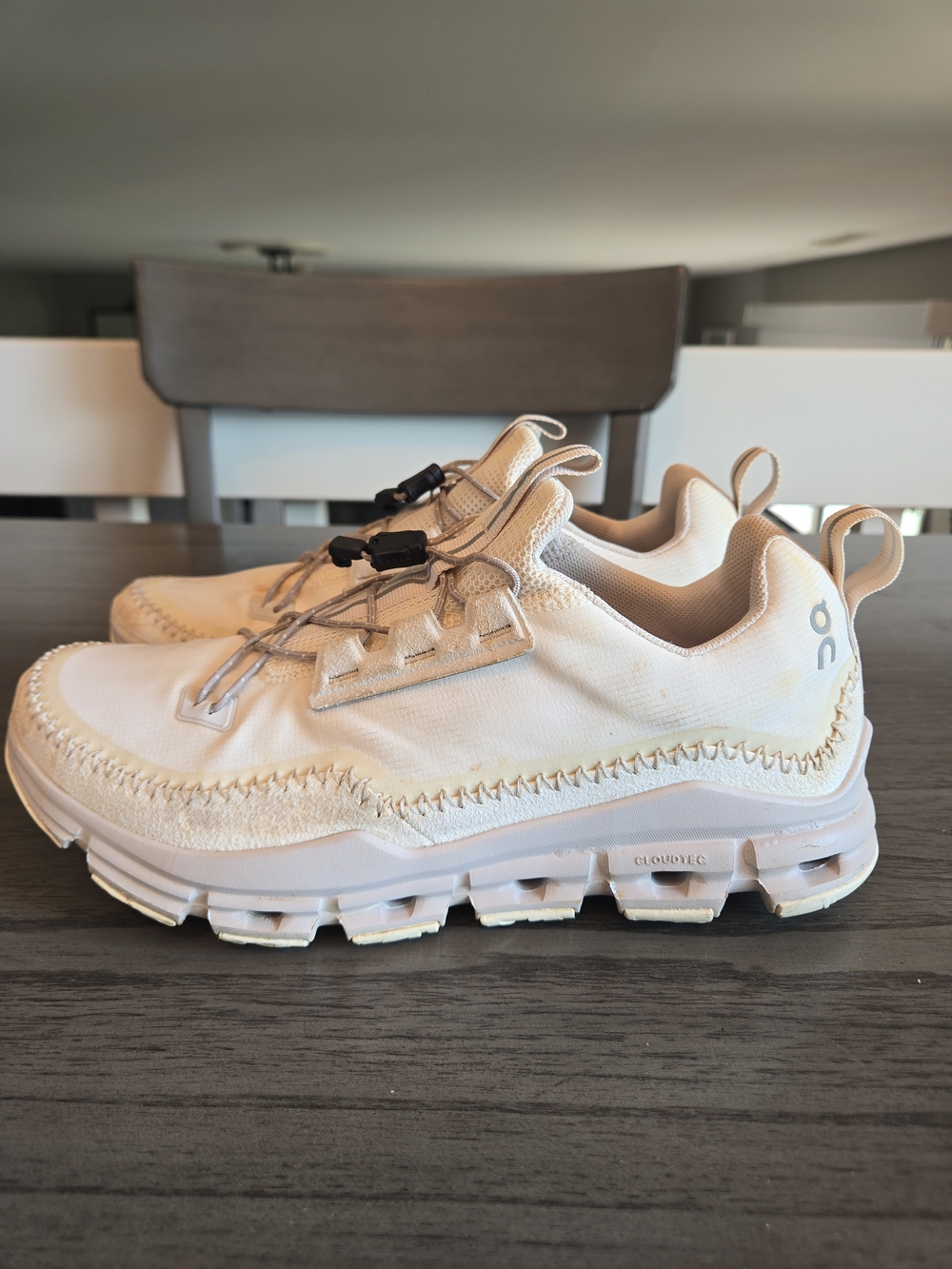 On Womens 9.5 Cloudaway Running Shoes Ivory/Pearl Sneakers Cloud Away 49.98945